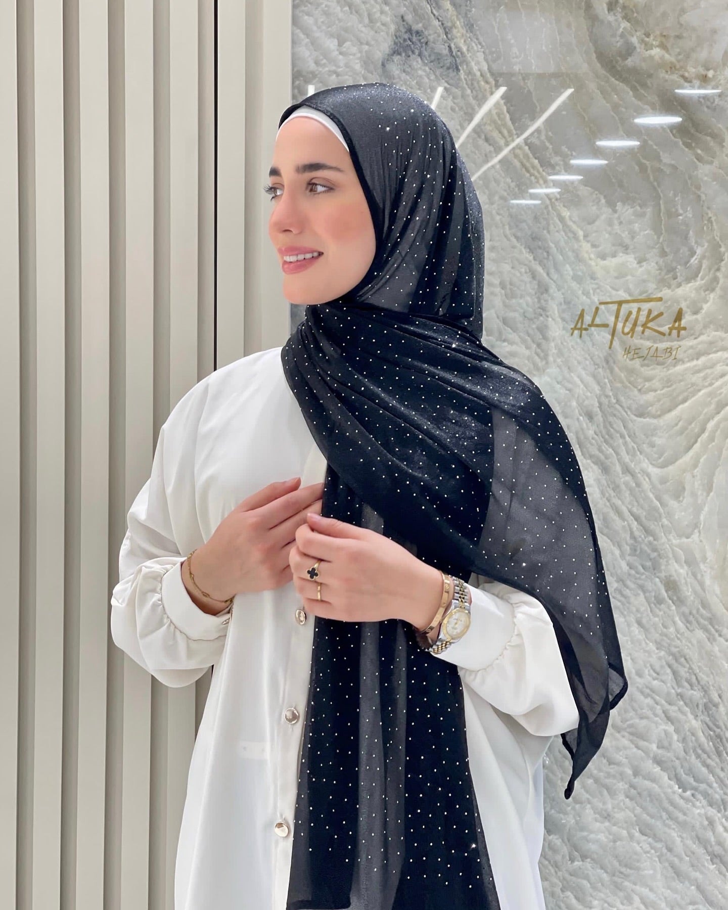pink full strass شيفون بينك ستراس