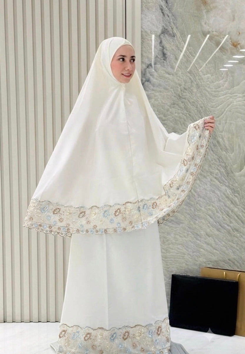 طقم صلاة دانتيل سويسري