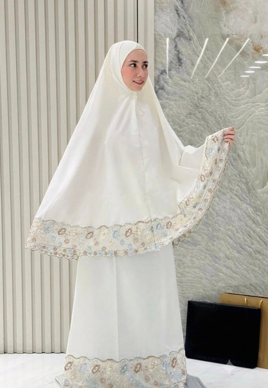 طقم صلاة دانتيل سويسري