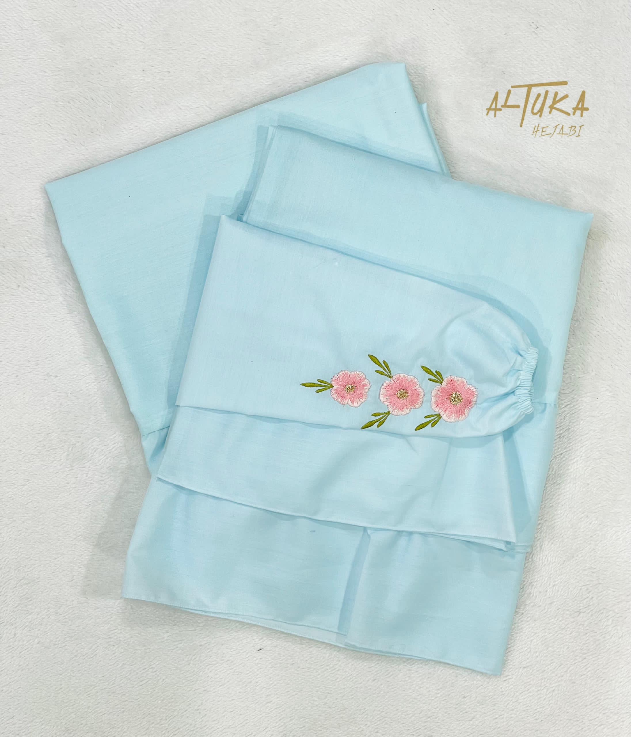 Flower damascus طقم صلاة قماشة تترون عملية ومابتحتاج كوي مع كم مطرز ورد ناعم